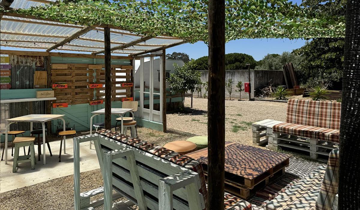 Sobreda Vdb Lodge - Coworking Space - Work Relax & Sleep מראה חיצוני תמונה